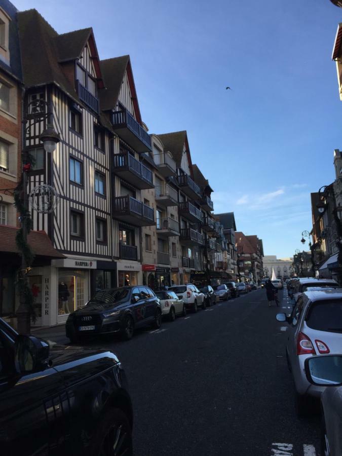 L'Ideal 112 - 85M2, 2 Chambres, Parking & Cabine De Plage Deauville Esterno foto